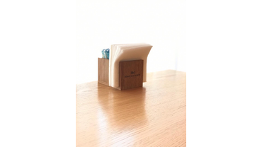 7083 Деревянная подставка для стиков с сахаром и салфеток для кафе, с гравировкой.  Изготовление на заказ.