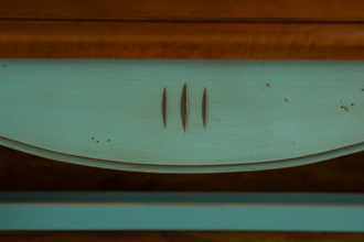 Банкетка-скамья винтажная.