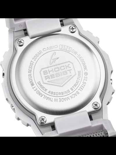 Часы Casio G-Shock DW-5600MNC-7A8
