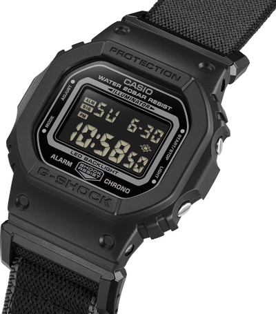 Часы Casio G-Shock DW-5600MNC-1E