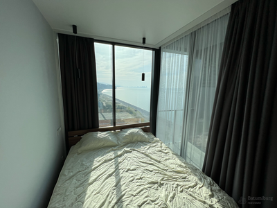 Студия с шикарным видом на море в долгосрочную аренду, 16-й этаж! Пригород Батуми. До моря 50 метров!  Сдана до 22.10.25