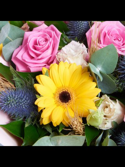 Стильный букет с герберой