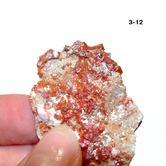 Ванадинит натуральный (щетка) №3-12: 42*31*11мм