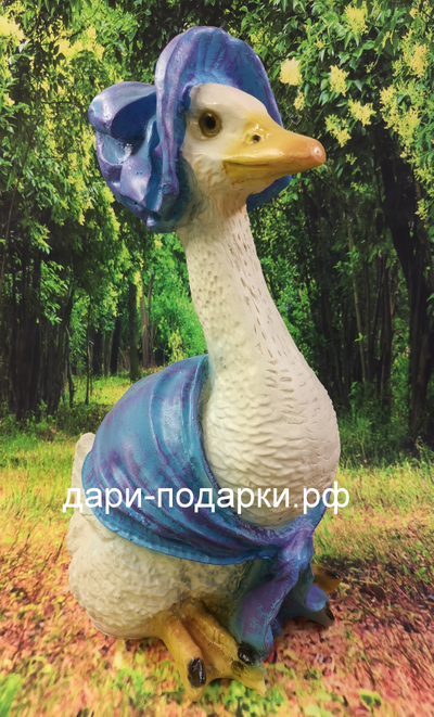 Гусыня в шляпке 44*32см  1,6кг   полистоун Россия 2249/012085*