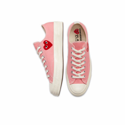 Pink comme des garcons shop