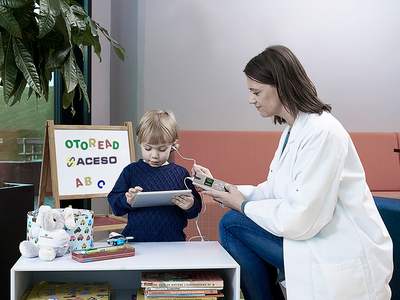 Аудиологический скрининг детей прибором ОАЭ OtoRead