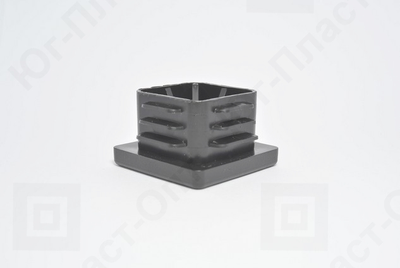 Заглушка мебельная 40х40 мм с гайкой М10