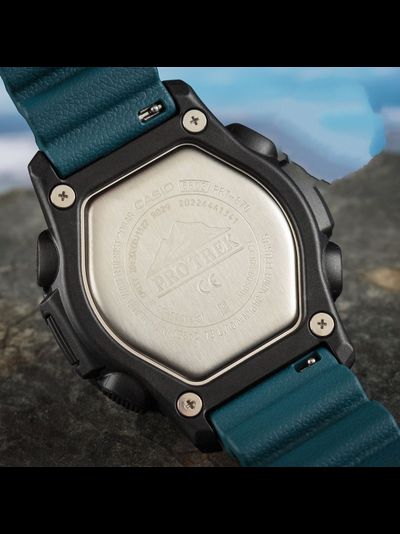 Часы Casio Pro Trek PRT-B70-2ER