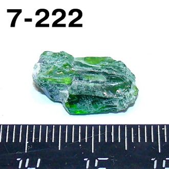 Хромдиопсид натуральный (необработанный) №7-222: 1,2г - 17*11*5мм