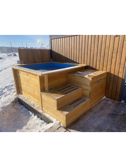 Банный чан на 4-человек деревянный из лиственницы 165 х 165 см с подогревом