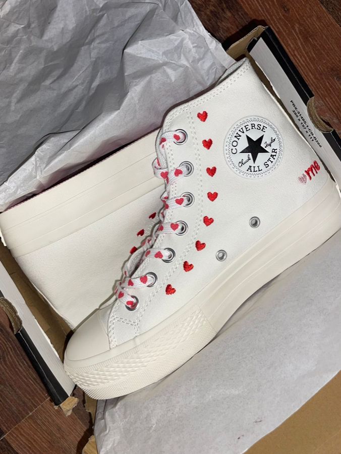Converse x love on sale