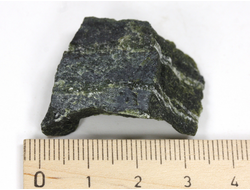 Хризотил-асбест, необработанный образец, Россия, КЧР, Урупский район, Беденский массив, м-ние Мощевая балка (30*27*12 мм, 12 г) №29874