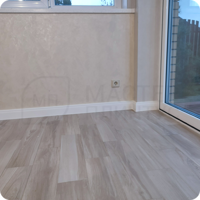 Плинтус ХДФ Dollken Cubu Hamburg Style 100мм Х 2,5 м 5012 Белый в интерьере 12