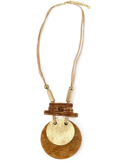 (АРТИКУЛ: 8983/02) КОЛЬЕ ЖЕНСКОЕ, КРУПНАЯ ПОДВЕСКА В БЕЖЕВО-ЗОЛОТИСТЫХ ТОНАХ, ЮВЕЛИРНЫЙ ПЛАСТИК, МЕТАЛЛ