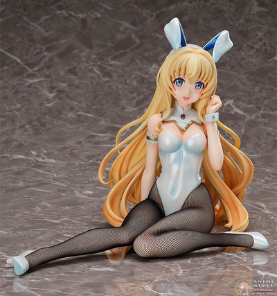 Фигурка 1/4 Жрица (Onna Shinkan Bunny Ver.)