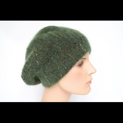 Женский берет зимний  зеленого цвета Vizio Италия 8070 B