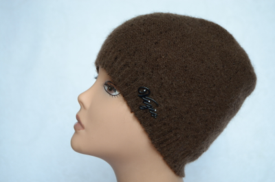 Коричневая однослойная шапка зимняя с бисером vizio Италия