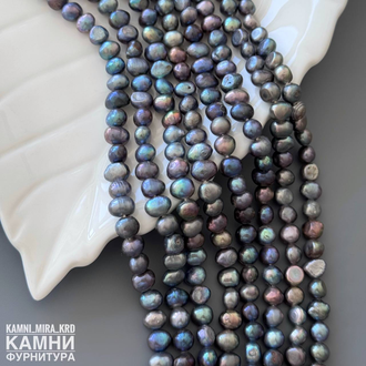 Жемчуг речной серо-радужный тонированный 6,2-7,7 мм, цена за нить 17 см