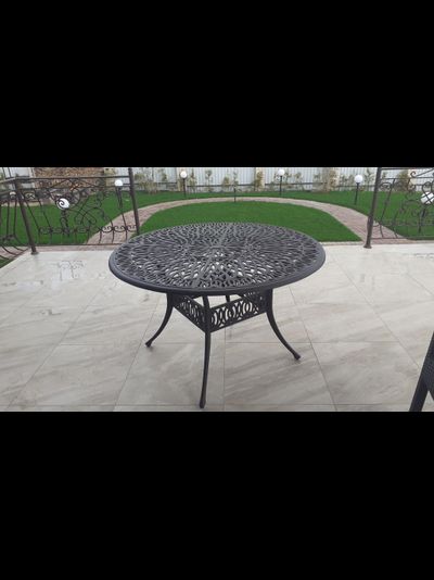 Стол уличный из литого алюминия William 122 см