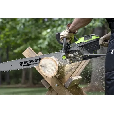 Цепная аккумуляторная пила Greenworks OCS800