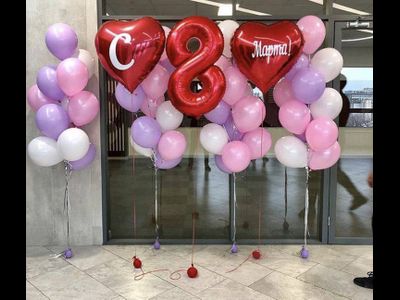 Фотозона из шаров 8 марта