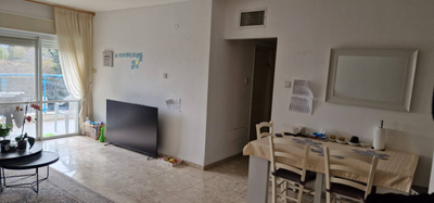 3,5 комнатная картира в НевеШаанан Хайфа с мамадом и балконом