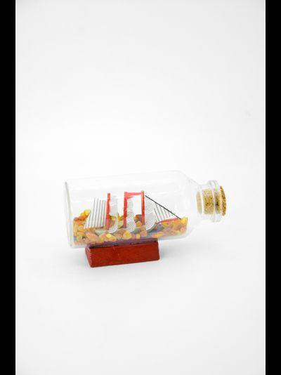 Корабль в бутылочке средний