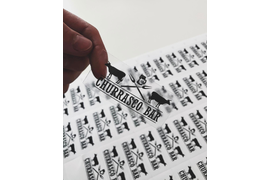 Наклейки на прозрачной пленке с контурной резкой