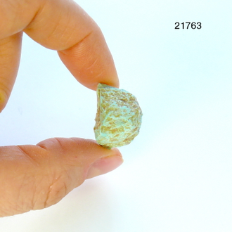 Бирюза натуральная (необработанная) Казахстан арт.21763: 4,9г - 20*15*14мм