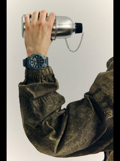 Часы Casio G-Shock GA-010CE-2A