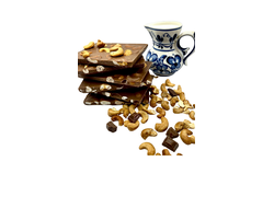 Молочный шоколад с кешью