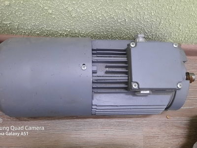 Электродвигатель 4ПБ80В1Г 0,55кВт, 220/220В, фланец с тахогенератором