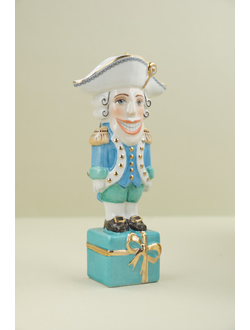 Щелкунчик на подарке (небесный)