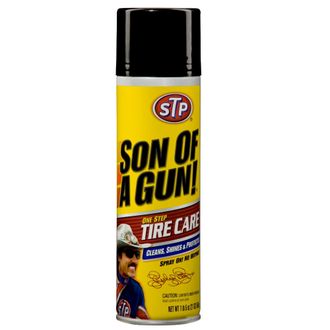 Пенный очиститель для покрышек &quot;STP Son Of A Gun! One Step Tire Care&quot; 595 гр.