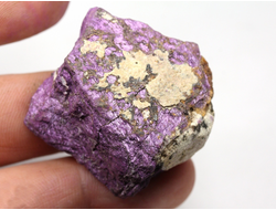 Пурпурит, коллекционный образец, Намибия (34*32*19 мм, 46 г) №37556