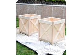 Деревянные грядки, подставки для растений , кашпо, вазоны и малые садовые декоративные формы