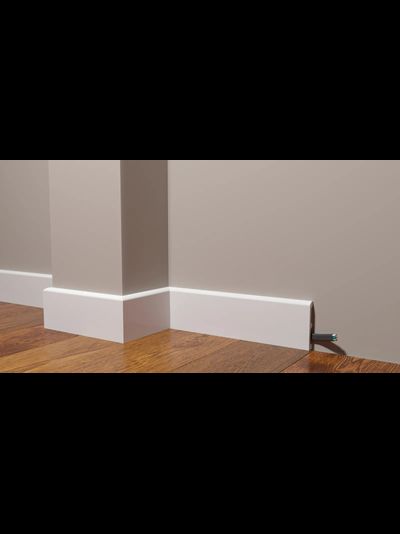 Напольный плинтус Decor Dizayn DD706, 2 метра