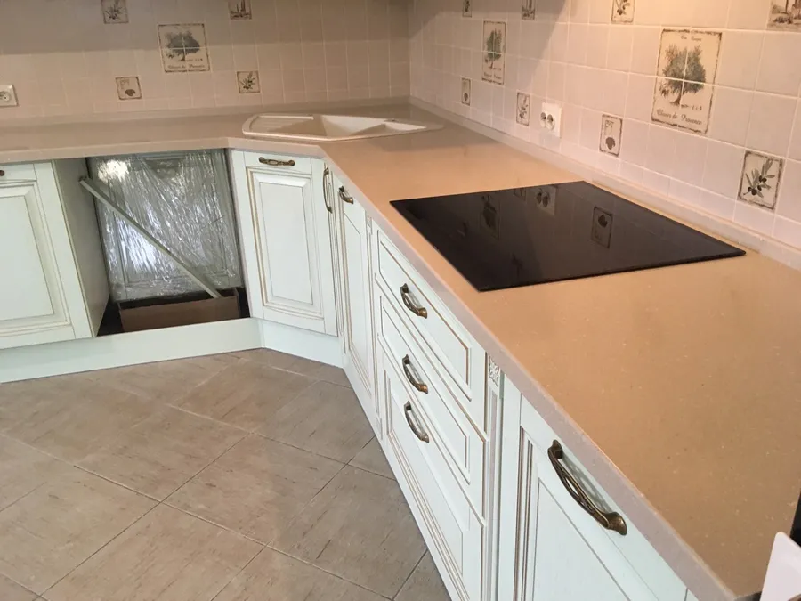 Столешницы из искусственного камня в Брянске фото