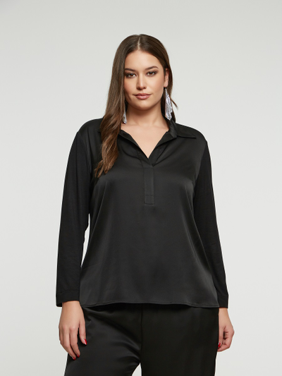 Блуза с отложным воротом в черном