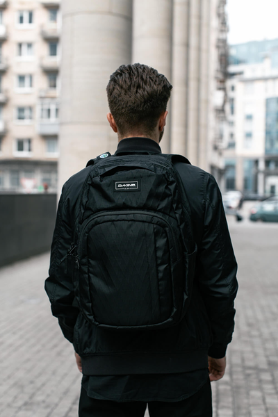 Dakine campus sales