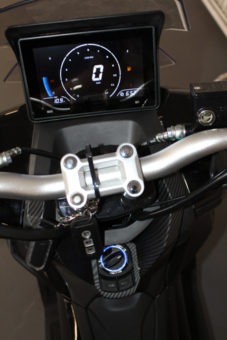 Скутер RC150T-15Z ADV