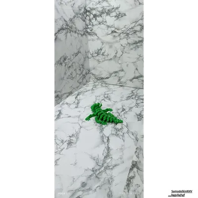 Дракон с рогами подвижной