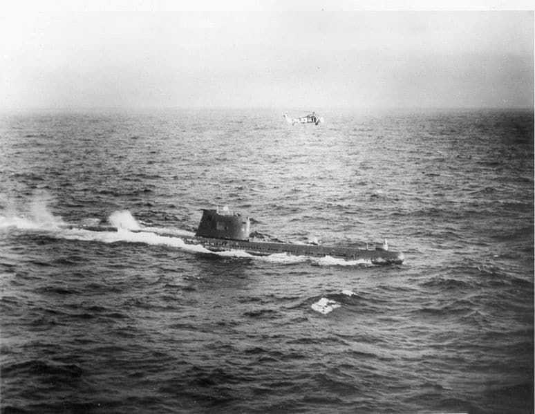 Советская подводная лодка Б-59 у берегов Кубы ©Wikimedia Commons