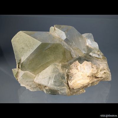 Горный хрусталь с включениями хлорита. Северная Осетия. 50*25*30мм.