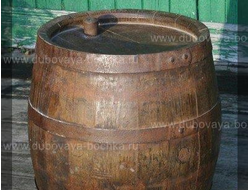 Маленкая деревянная бочка под старину