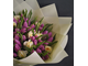 Букет из тюльпанов и нарциссов. Нежный букет, весенний букет, цветы на 8 марта, тюльпаны москва