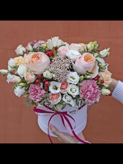 Композиция "Стильный сюрприз"