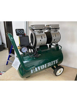 Компрессор поршневой безмасляный FAVOURITE