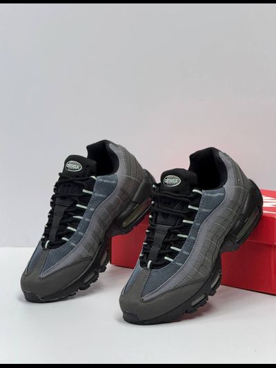 Nike Air Max 95 Black Vapor Green