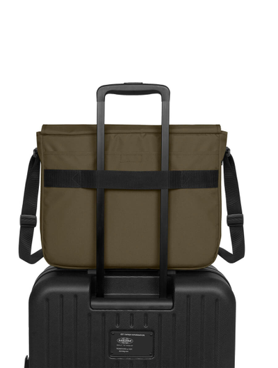 Сумка Eastpak Delegate Army Olive фото 4